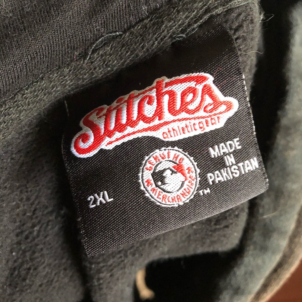 Vintage Bleached Pirates Hoodie - Picture 10 of 13